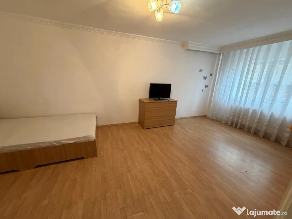 Garsoniera confort 1, zona Boema 