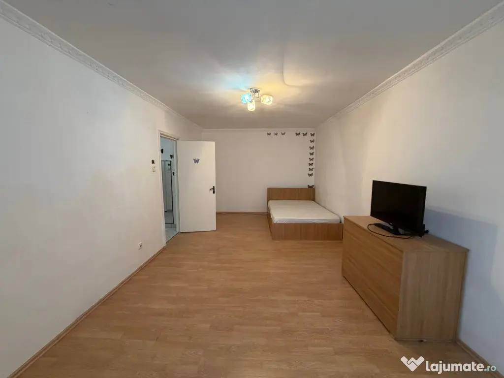 Garsoniera confort 1, zona Boema 