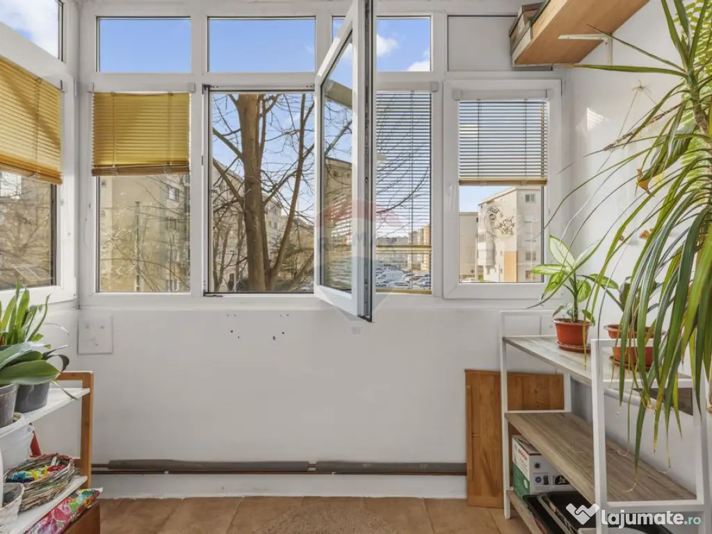 Apartament 3 camere 2 bai decomandat, Alfa 