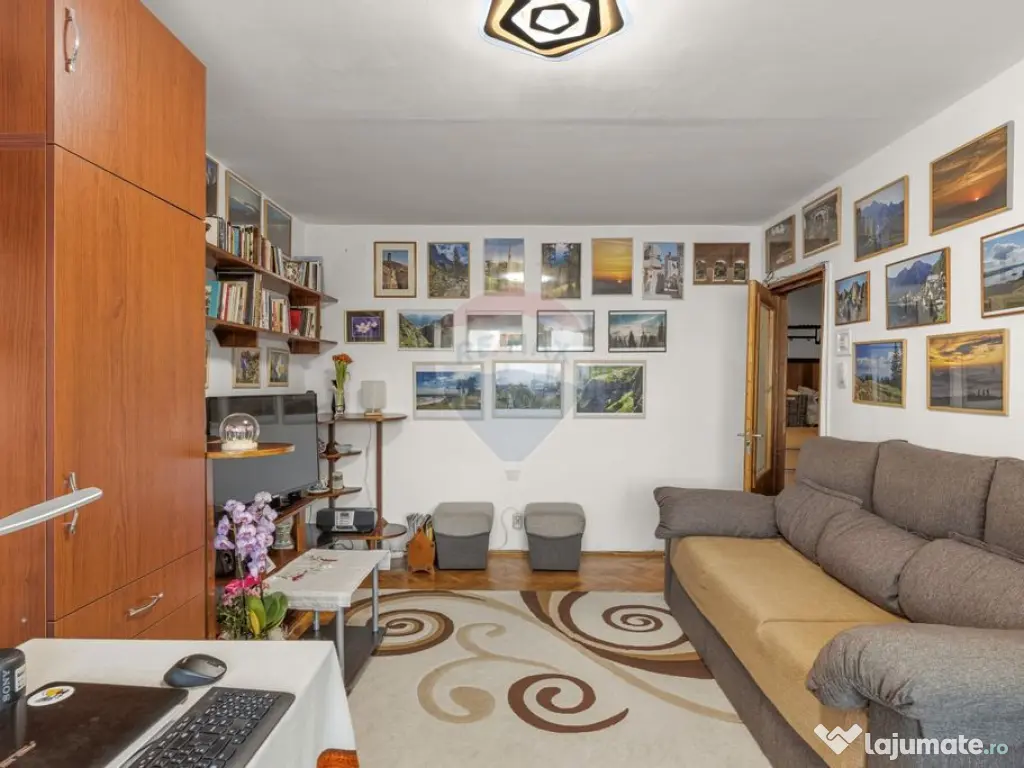 Apartament 3 camere 2 bai decomandat, Alfa 