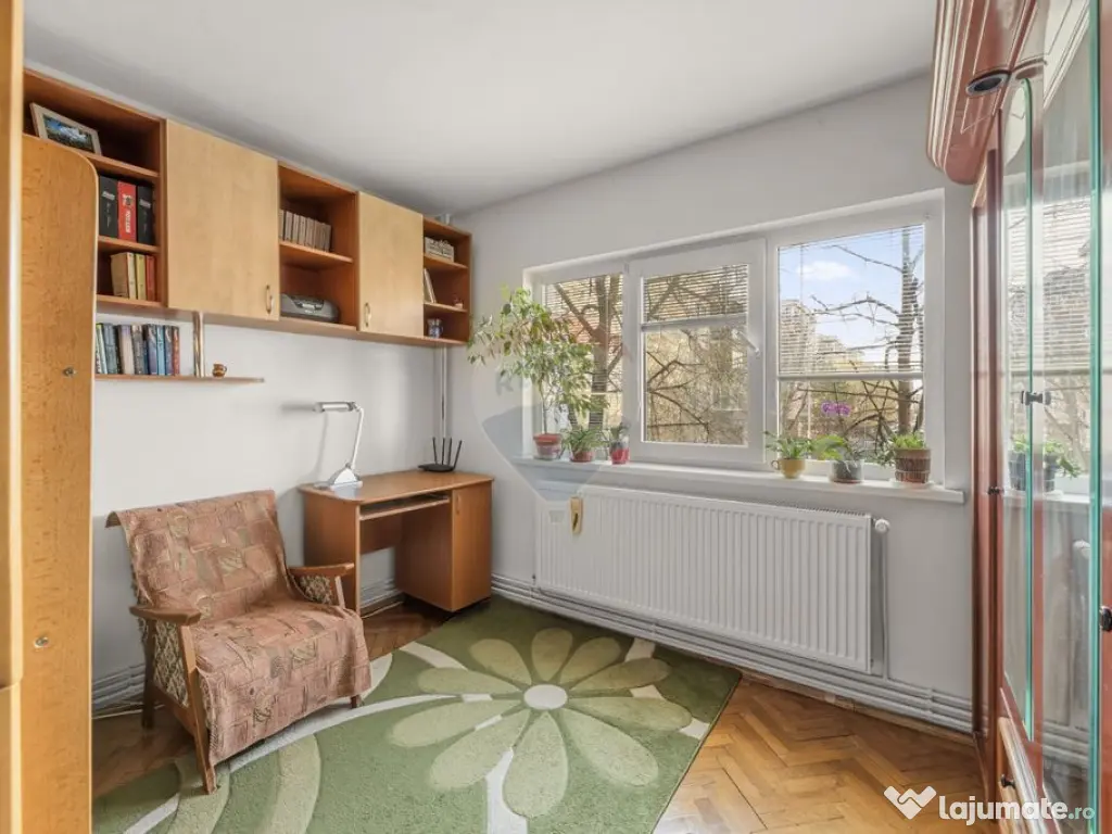 Apartament 3 camere 2 bai decomandat, Alfa 