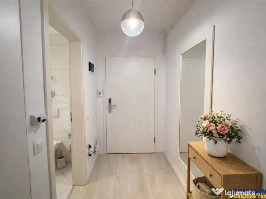 Tur 3D! Eleganta garsoniera, decomandata, mobilata, terasa, 