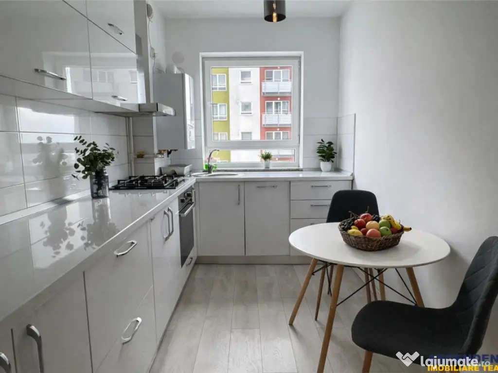 Tur 3D! Eleganta garsoniera, decomandata, mobilata, terasa, 