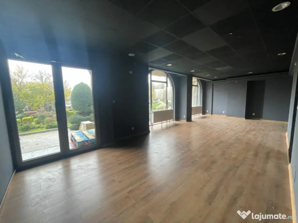 Spatiu comercial de inchiriat in zona Delfinariu, Constanta 