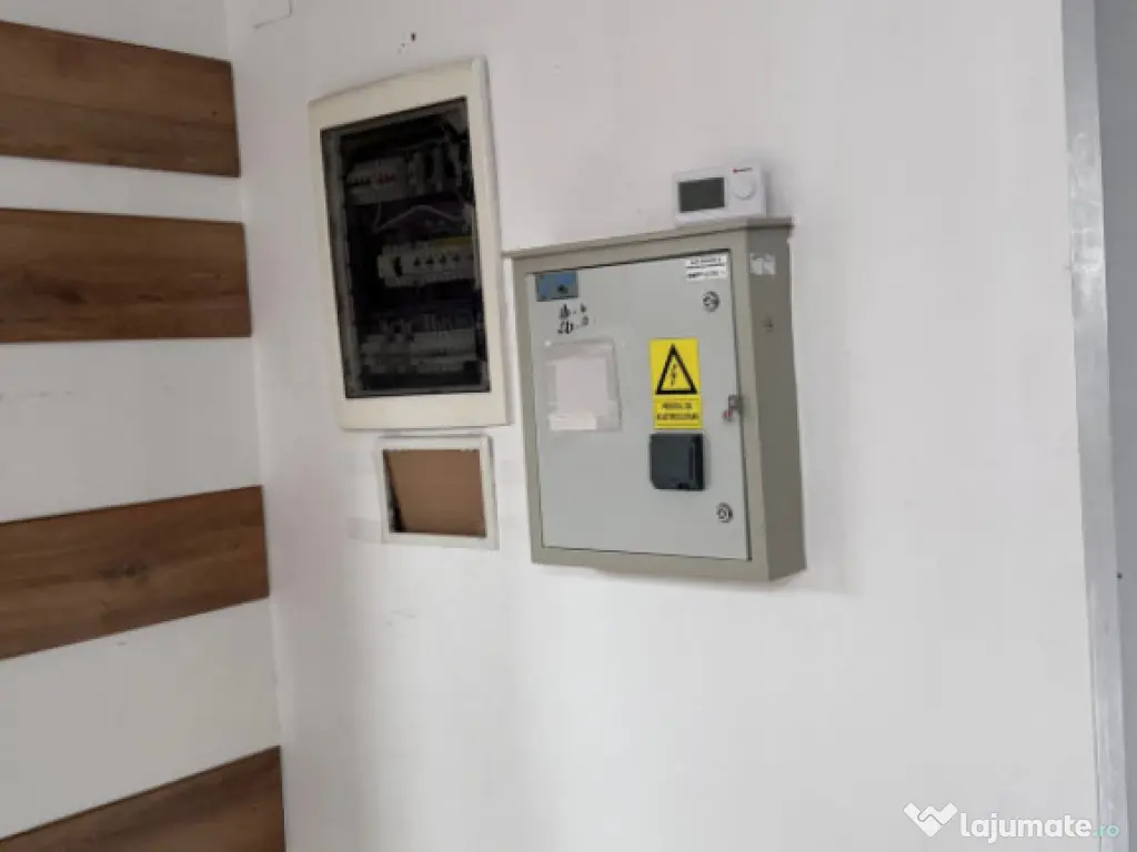 Spatiu comercial de inchiriat in zona Delfinariu, Constanta 