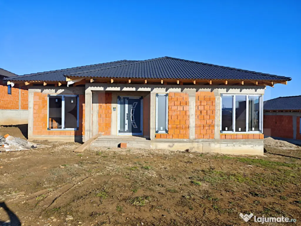 Casă modernă pe un nivel | 650 mp teren | Dublu front | Pa 