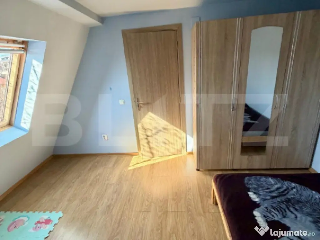 Apartament de 3 camere, 71 mp, etaj 1, zona Centrala 