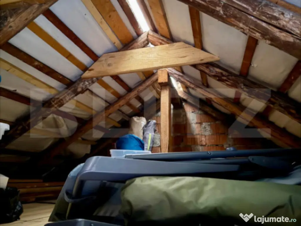 Apartament de 3 camere, 71 mp, etaj 1, zona Centrala 