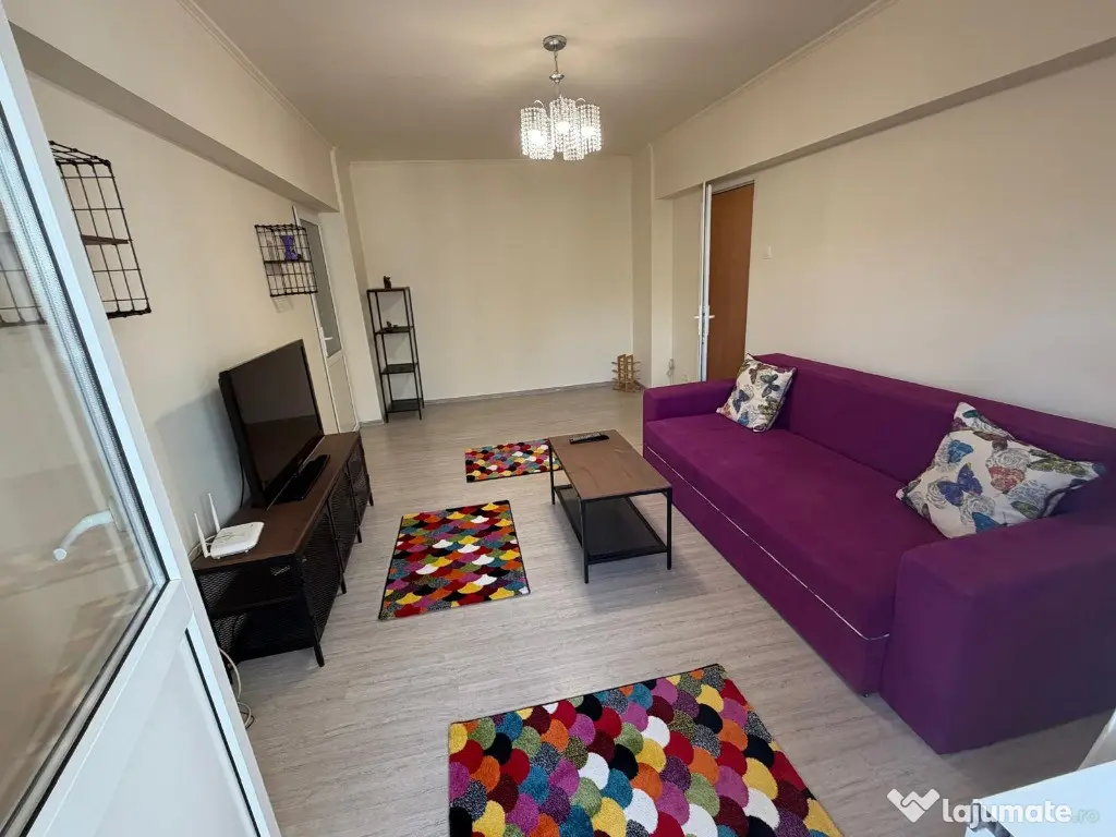 Inchiriez Apartament 2 camere -Str. Cernauti (langa MegaMall) 