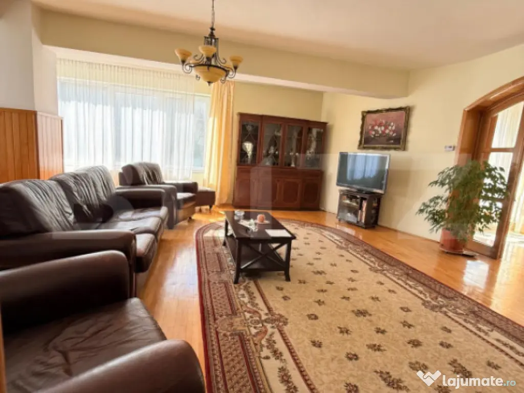 Casa individuala cu teren 1170 mp | 413 mp | 6 camere, Tract 