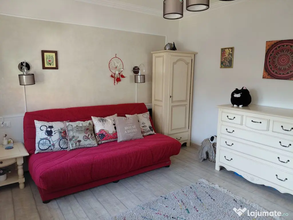 ???? Exclusivitate – Casă P+1 în Zona Centrală | Cur... 