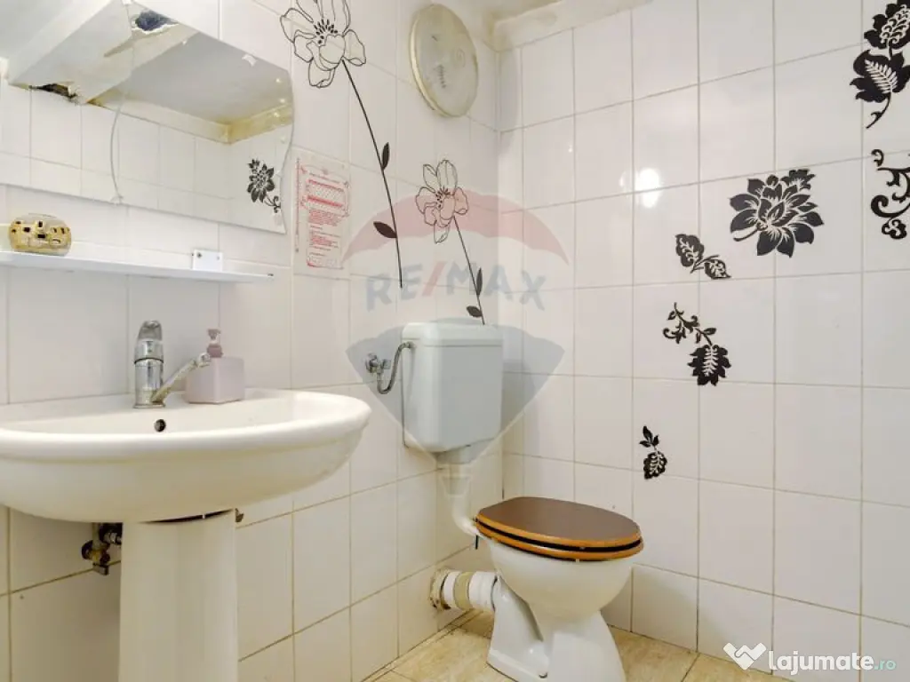 Casă / Vilă cu 9 camere de închiriat în zona Centrul ... 