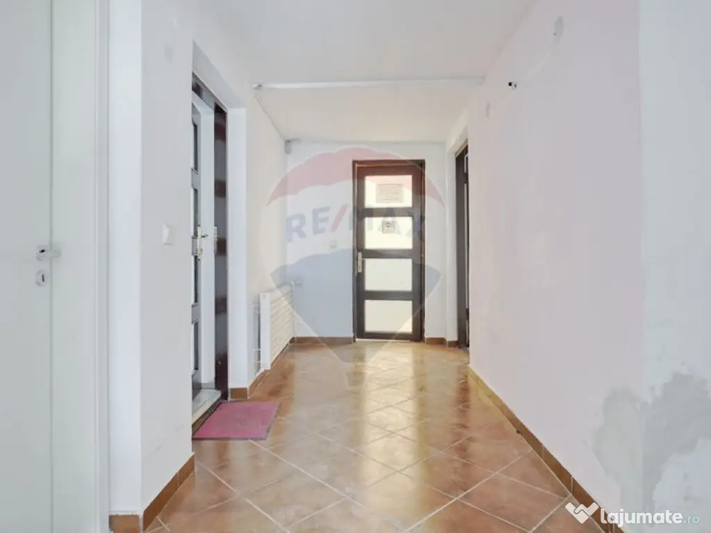 Casă / Vilă cu 9 camere de închiriat în zona Centrul ... 