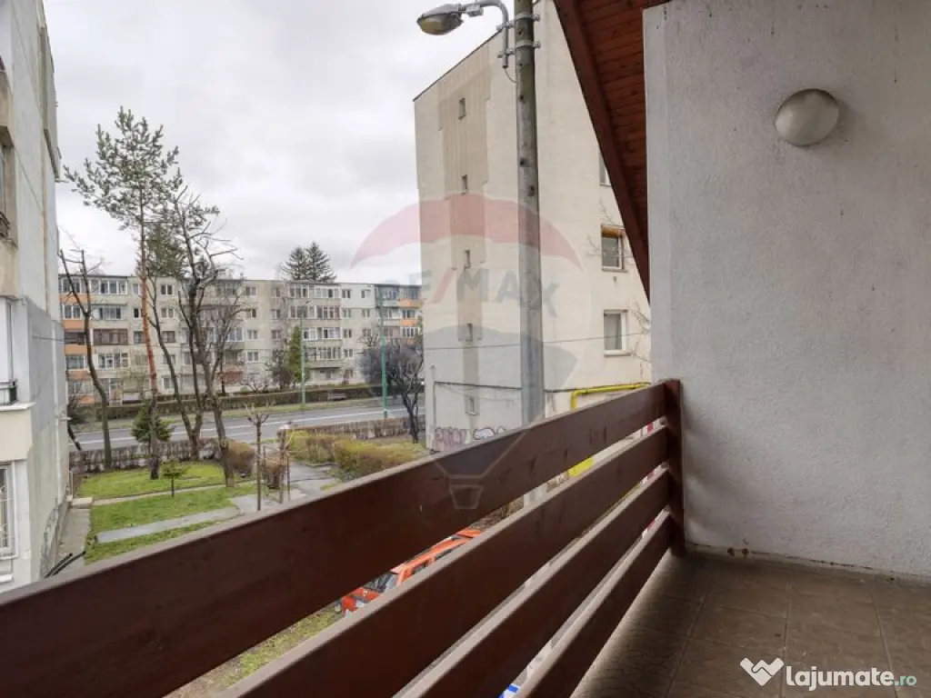 Casă / Vilă cu 9 camere de închiriat în zona Centrul ... 