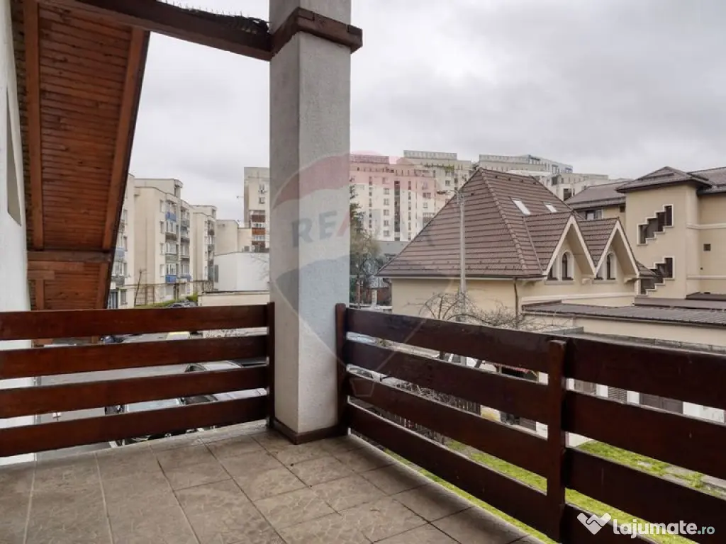 Casă / Vilă cu 9 camere de închiriat în zona Centrul ... 