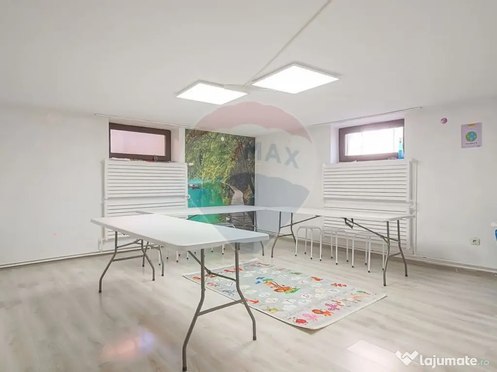 Casă / Vilă cu 9 camere de închiriat în zona Centrul ... 