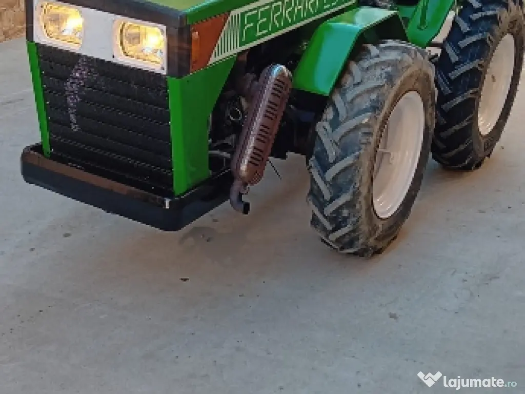 Tractor Ferrari 4x4 30 cp 