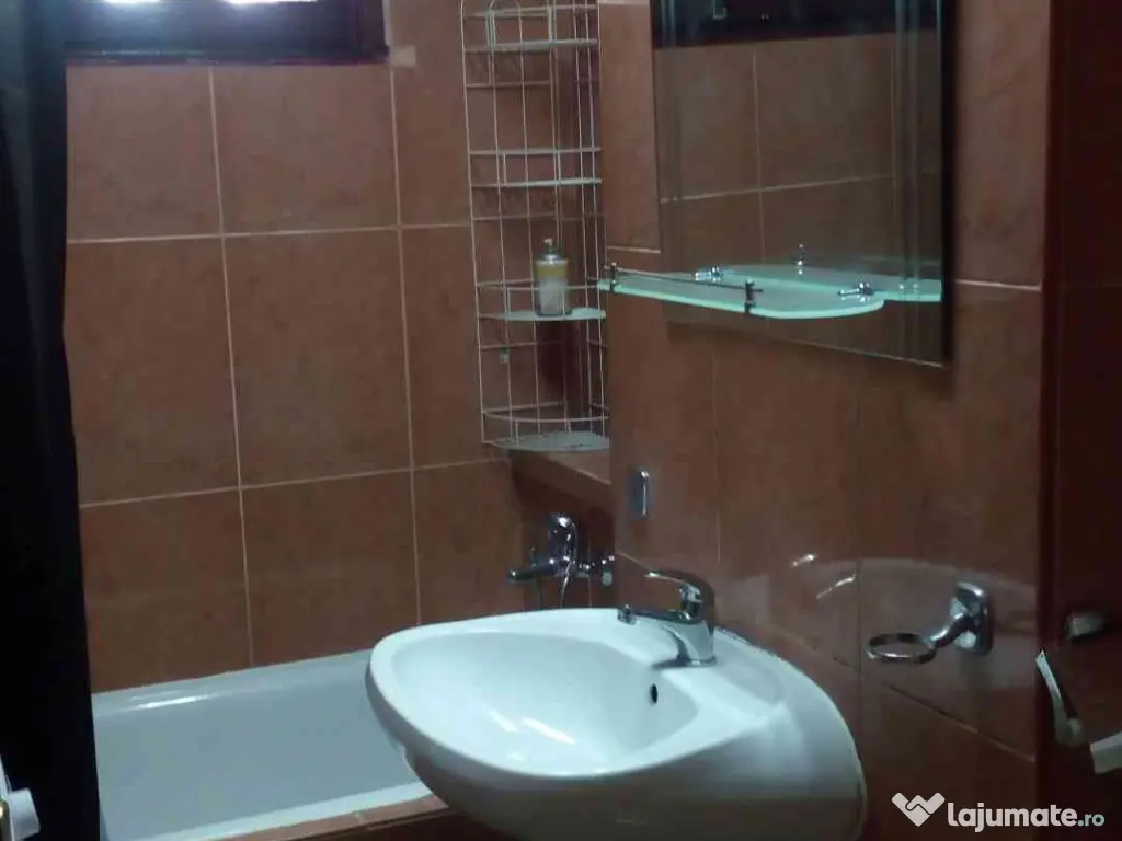 Dau spre închiriere apt 2 camere mobilat 