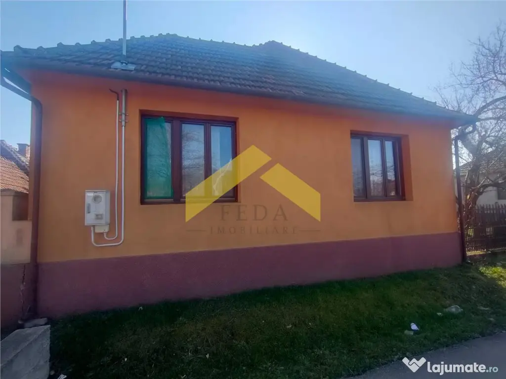 Casa de localitatea Savarsin 