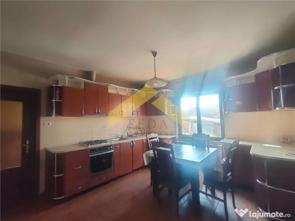 Casa de localitatea Savarsin 