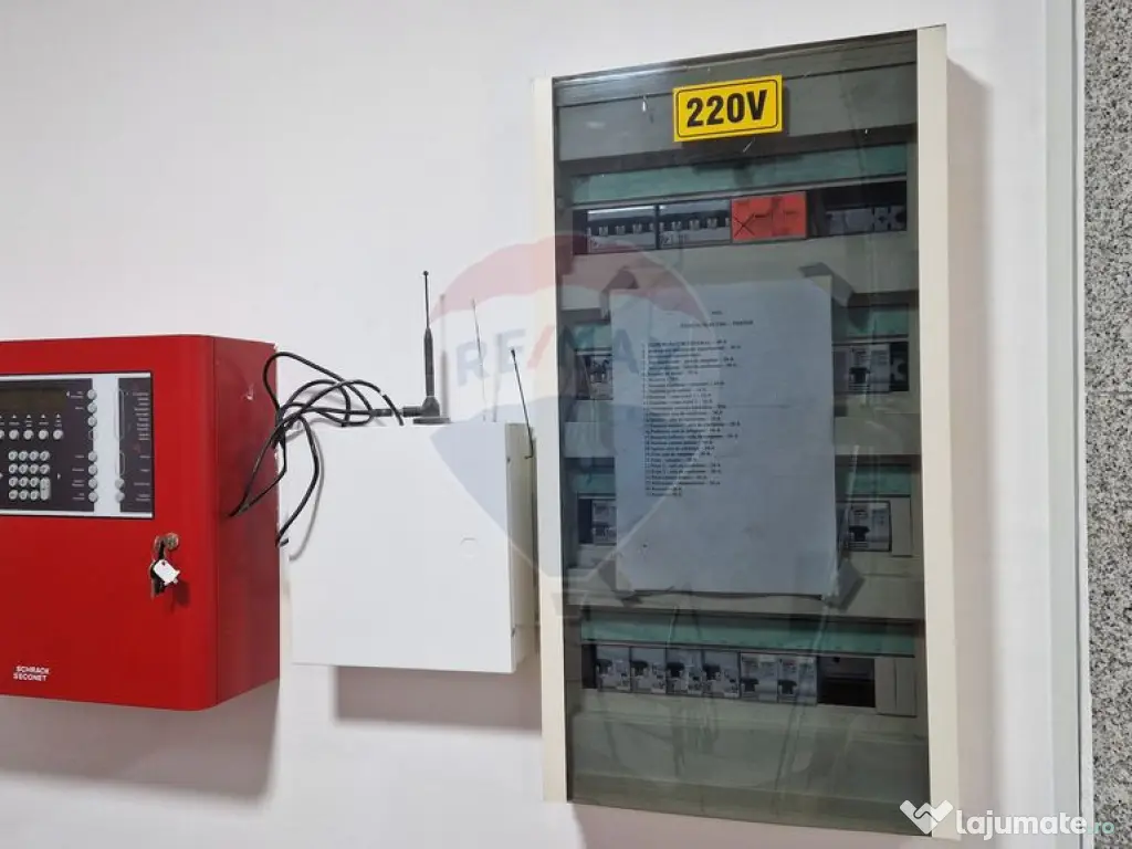 Spațiu de birouri de 1,054mp de închiriat în zona Bucu... 