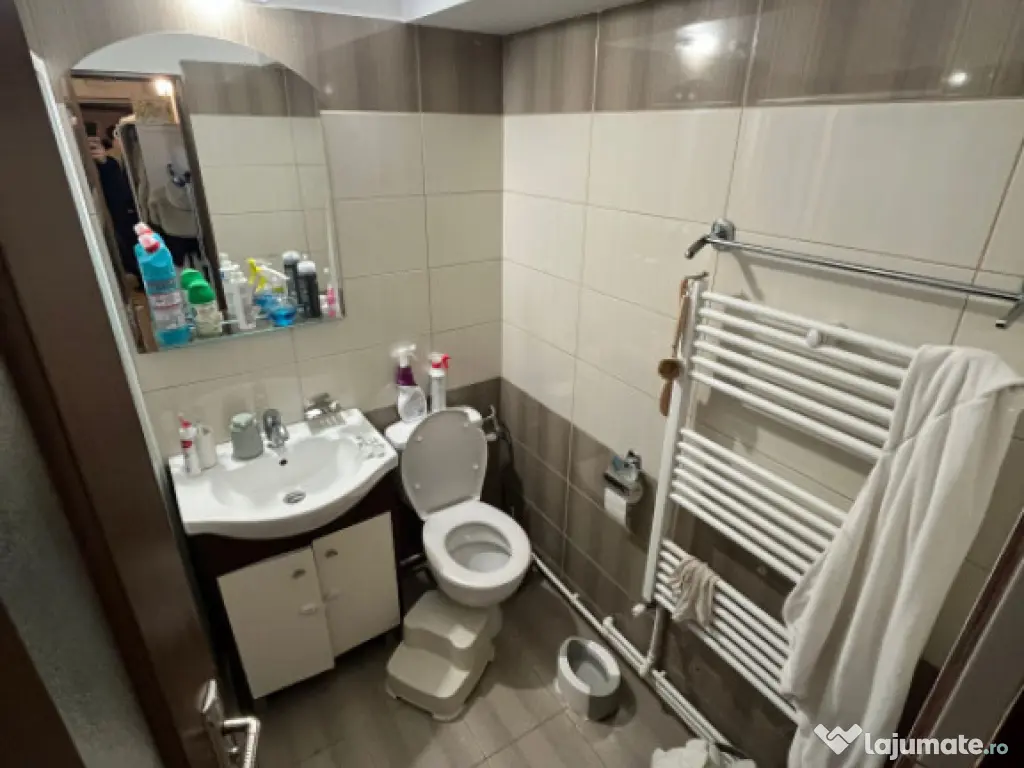 Apartament 2 camere, situat in zona Capitol 