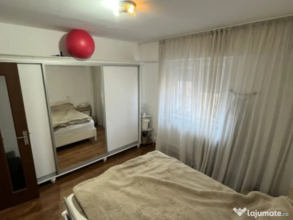 Apartament 2 camere, situat in zona Capitol 