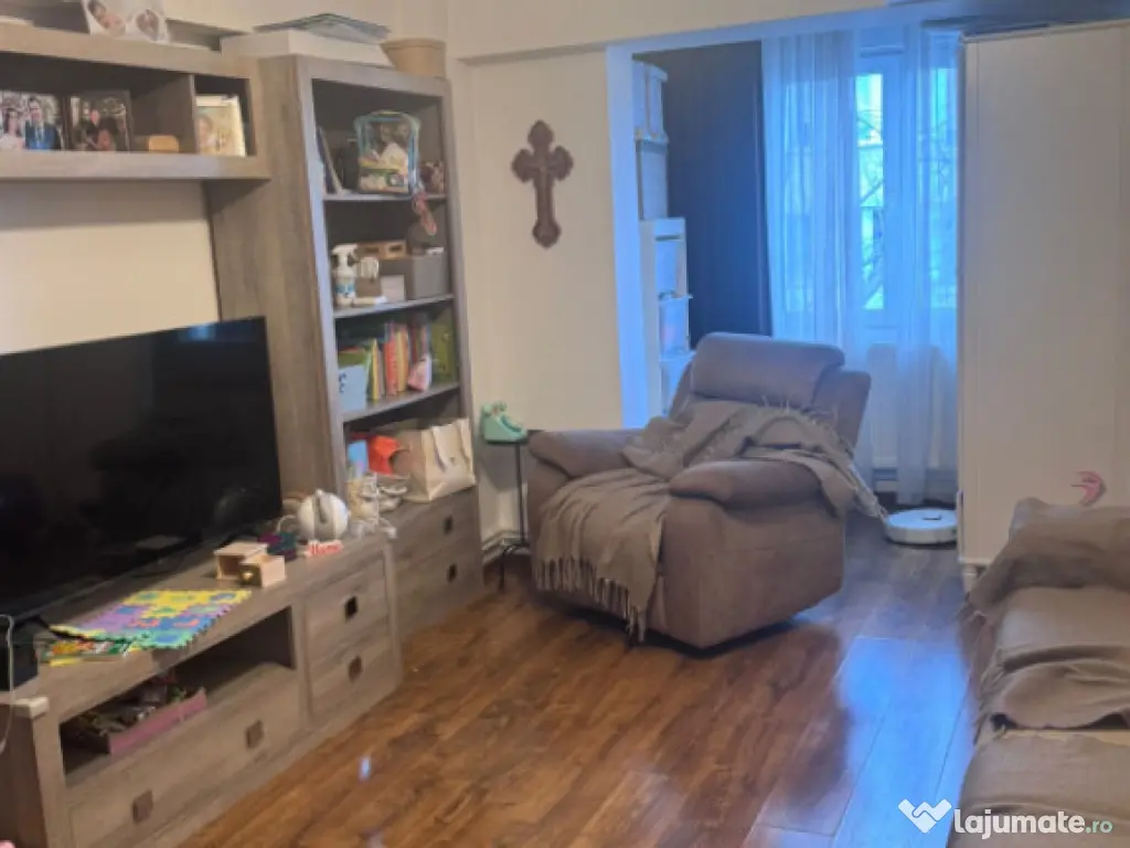 Apartament 2 camere, situat in zona Capitol 