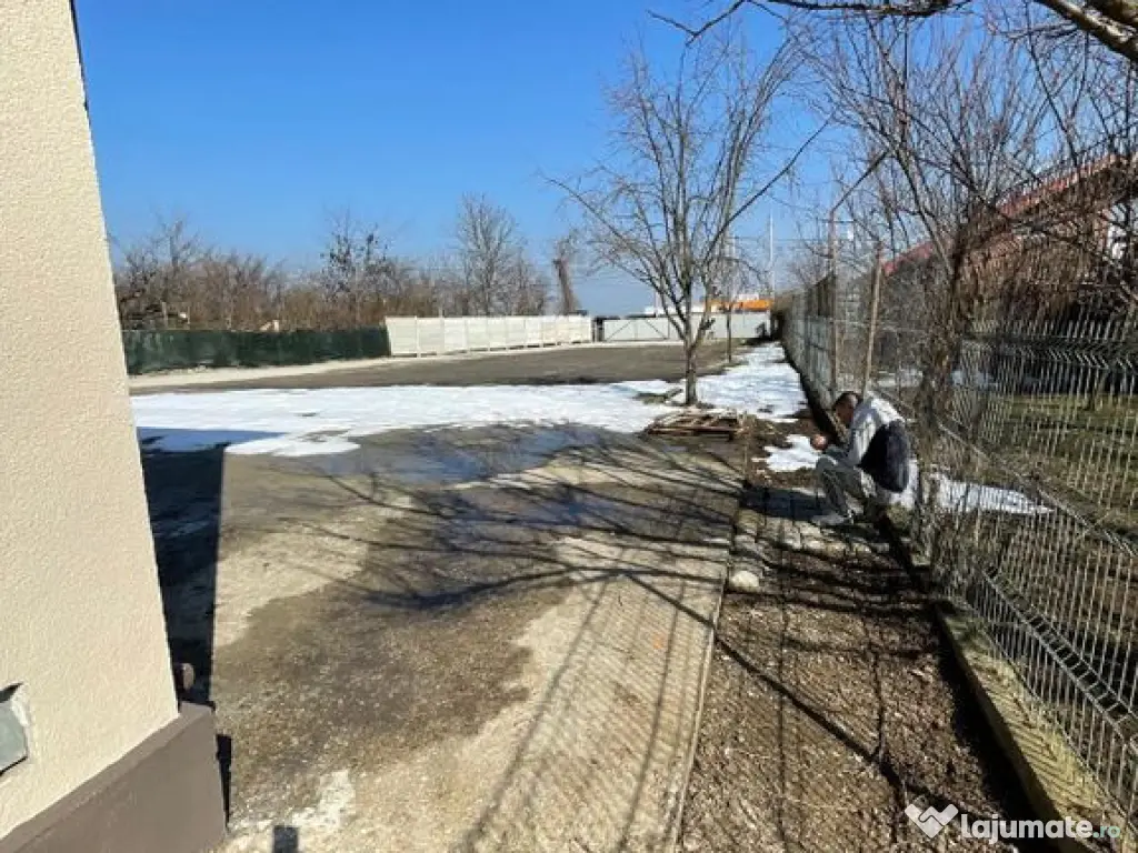 Hala 595 mp + teren 1500 mp Frumusani ( stradal ) 