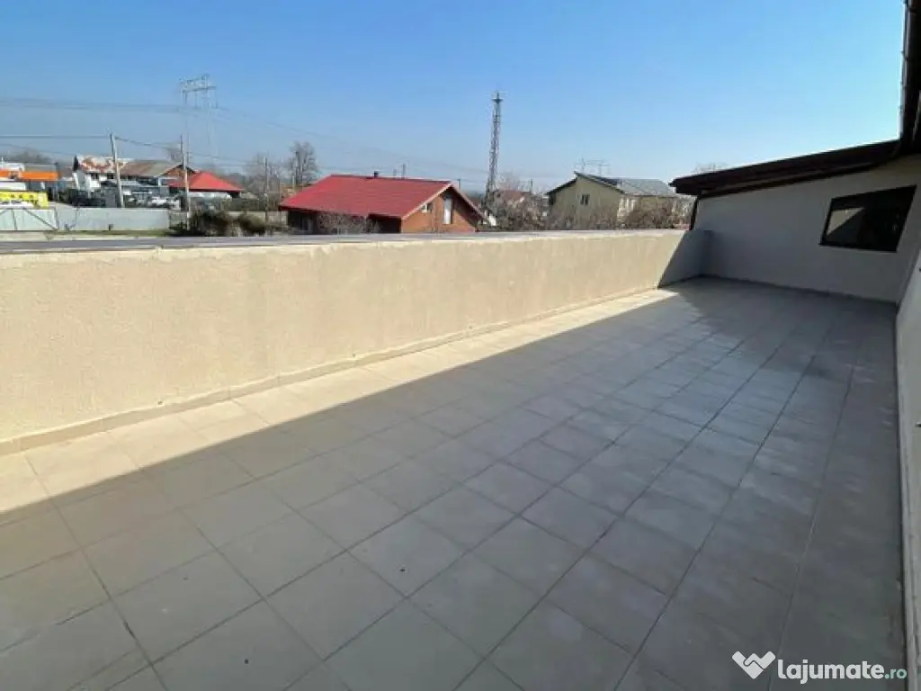 Hala 595 mp + teren 1500 mp Frumusani ( stradal ) 