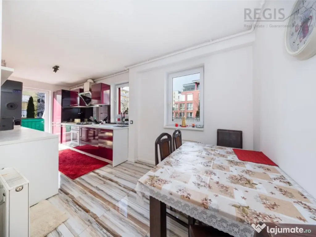 Apartament de 4 camere in zona Avantgarden I 