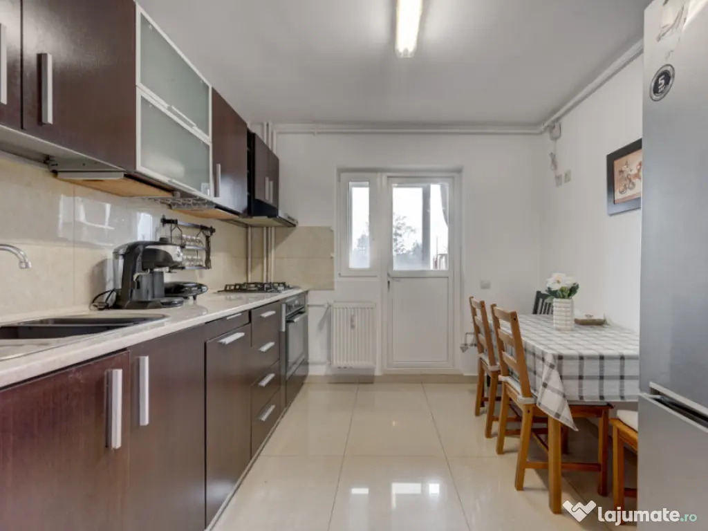 Apartament 3 camere, 2 bai, la 5 min de Piata Sudului 