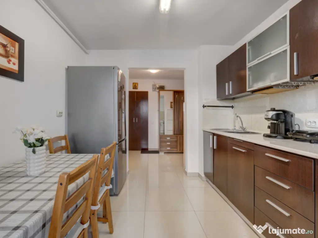 Apartament 3 camere, 2 bai, la 5 min de Piata Sudului 