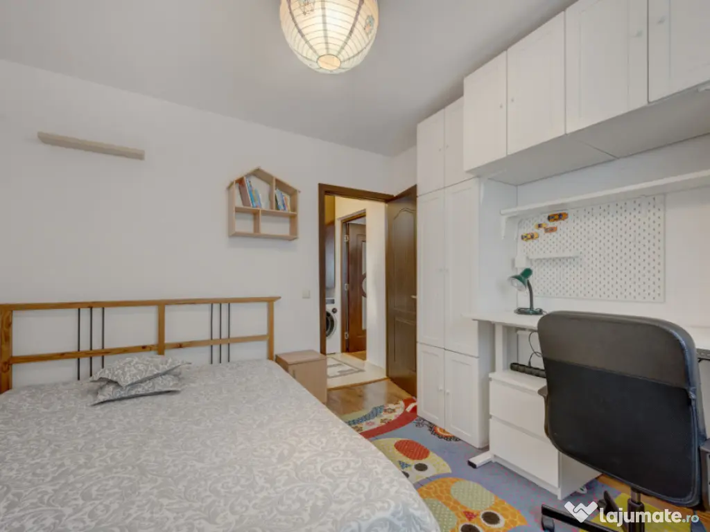 Apartament 3 camere, 2 bai, la 5 min de Piata Sudului 