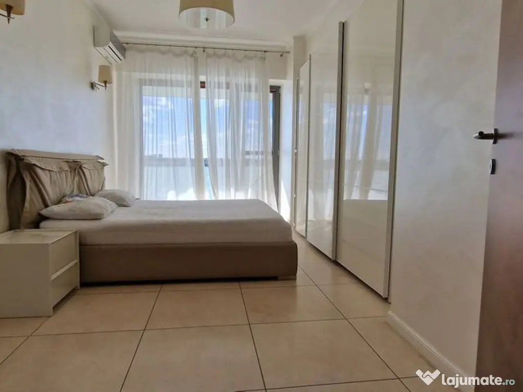 Mamaia,zona Cazino! Apartament vedere frontala la lac. 