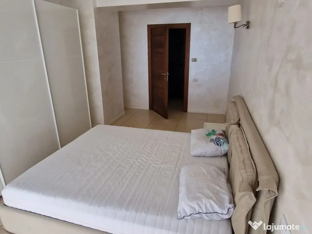 Mamaia,zona Cazino! Apartament vedere frontala la lac. 