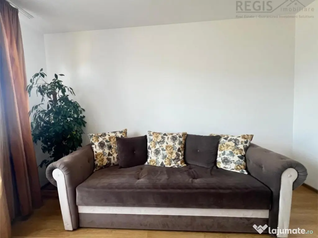 Apartament 3 camere Tractoru cu gradina proprie si loc de pa 