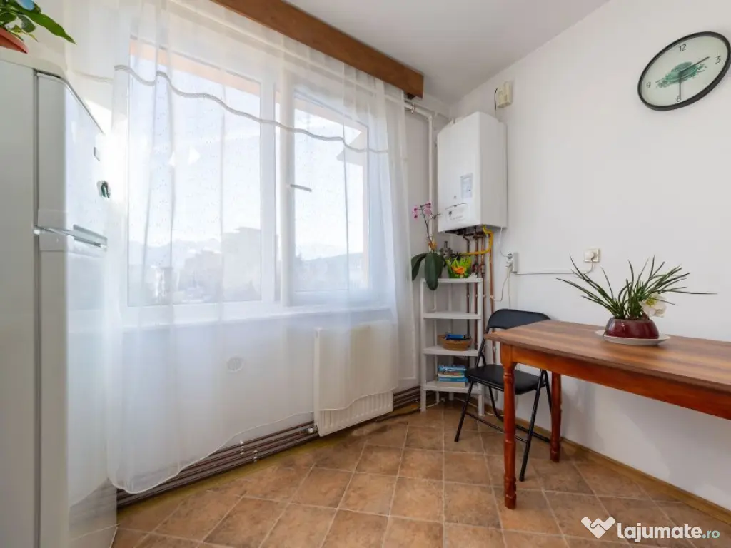 Garsoniera 30 mp utili-Astra 