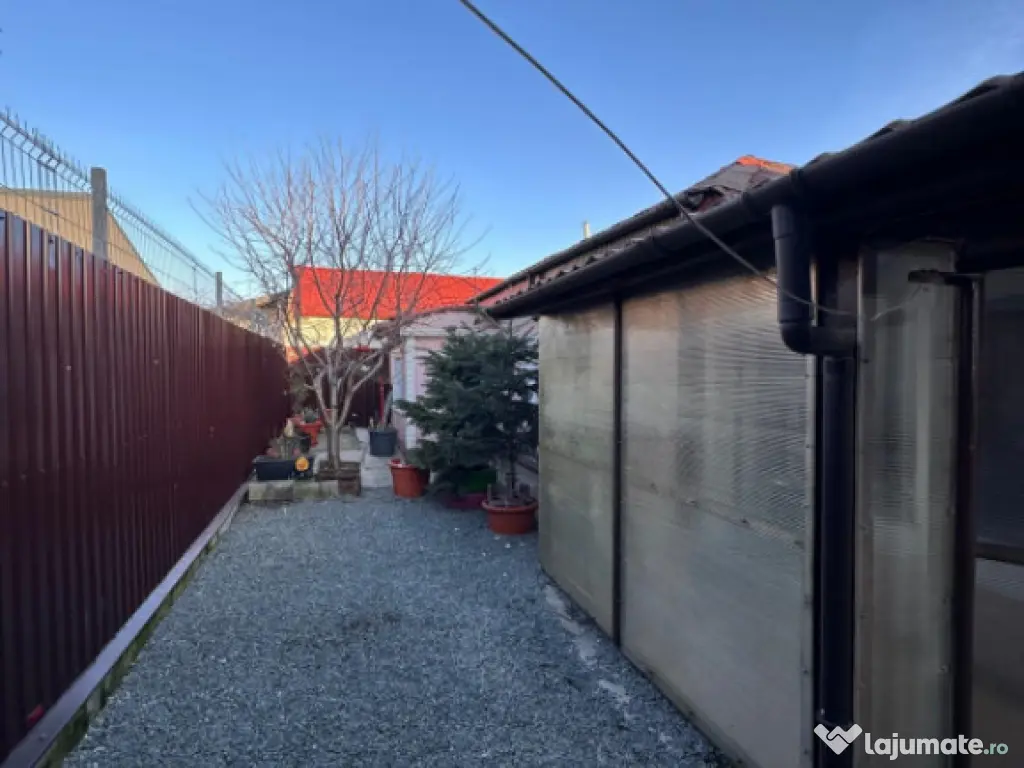 Casă 3 camere de vânzare zona Palas – 92 mp utili, teren 