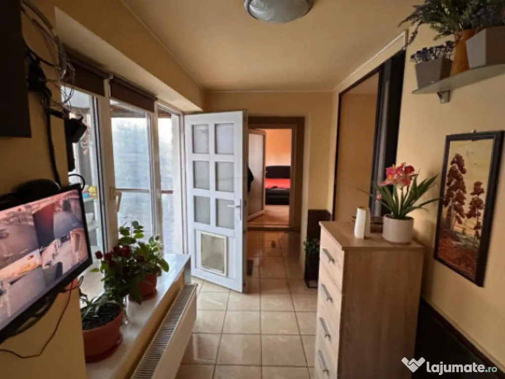 Casă 3 camere de vânzare zona Palas – 92 mp utili, teren 