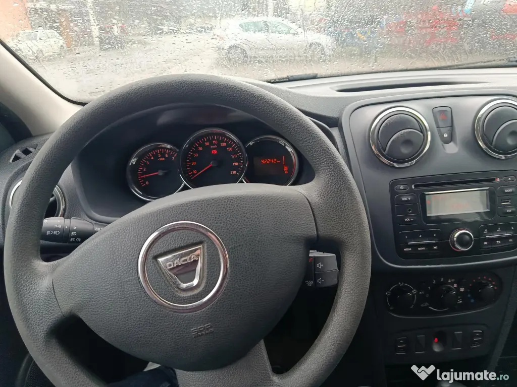 Dacia Logan 1.2 benzina 2016 - 92.000 km