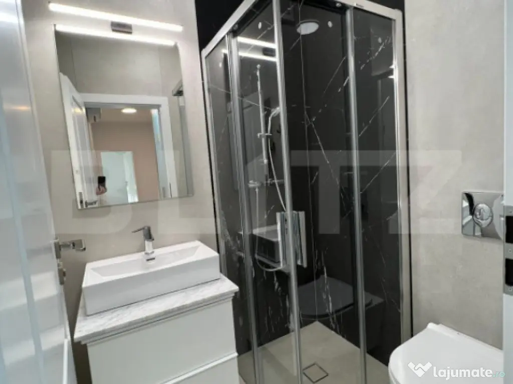 Apartament 2 camere si 2 bai, 71,8 mp, zona Sfintii Apostoli 