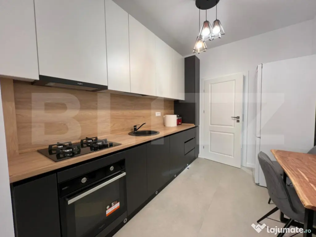 Apartament 2 camere si 2 bai, 71,8 mp, zona Sfintii Apostoli 