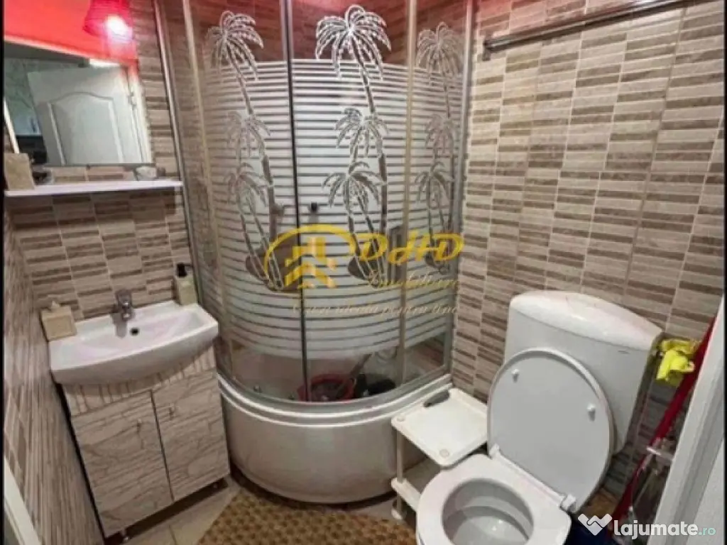 Cameră cămin-Jumbo, mobilată și utilată, 16mp, baie proprie 