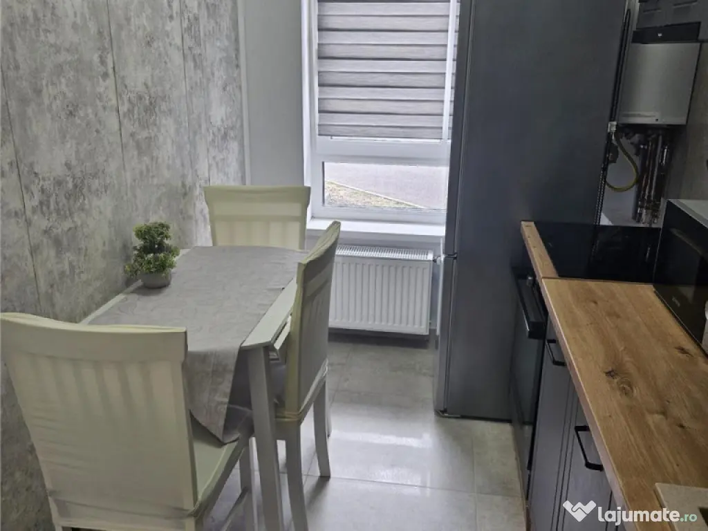 Garsoniera Cocheta in inima naturii loc de parcare 