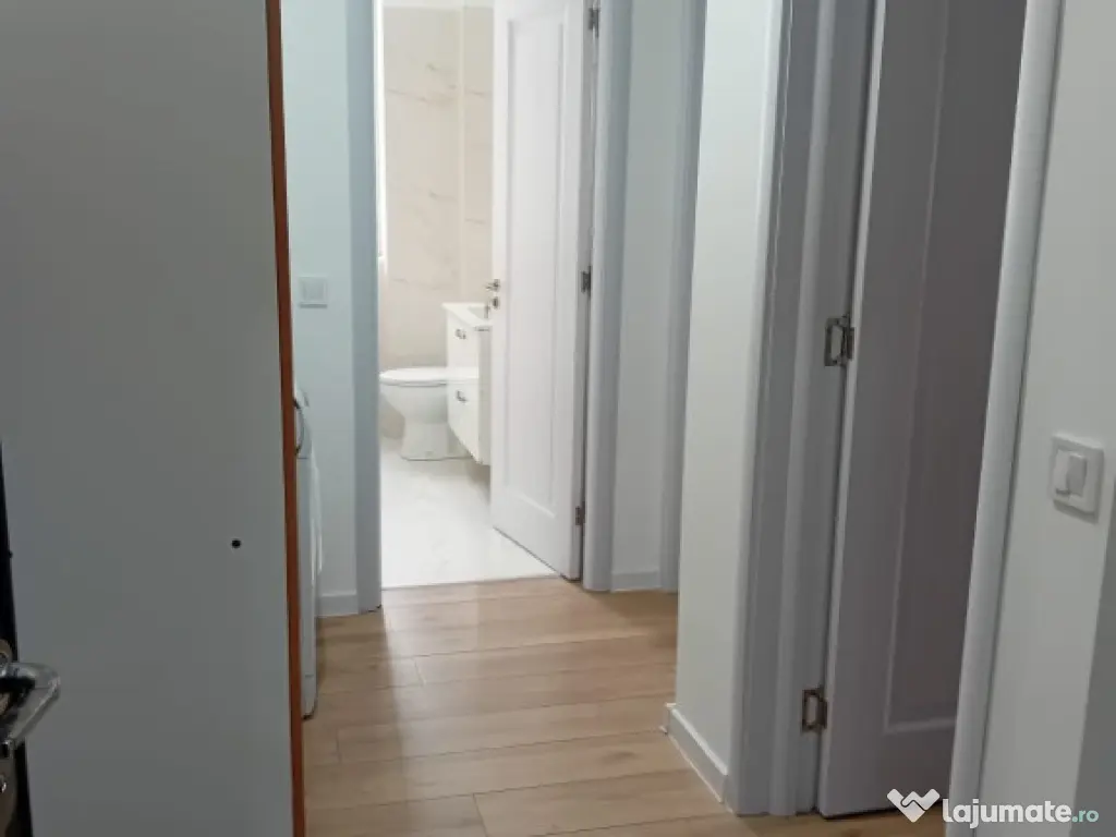 Ap. 1 cam decomandat, bloc nou, mobilat si utilat, se acceptă credit 