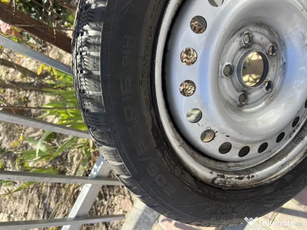 Jante cu cauciucuri Nokian iarna Honda 