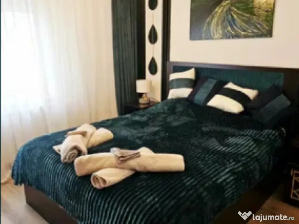 Apartament 4 camere, decomandat - zona Astra 