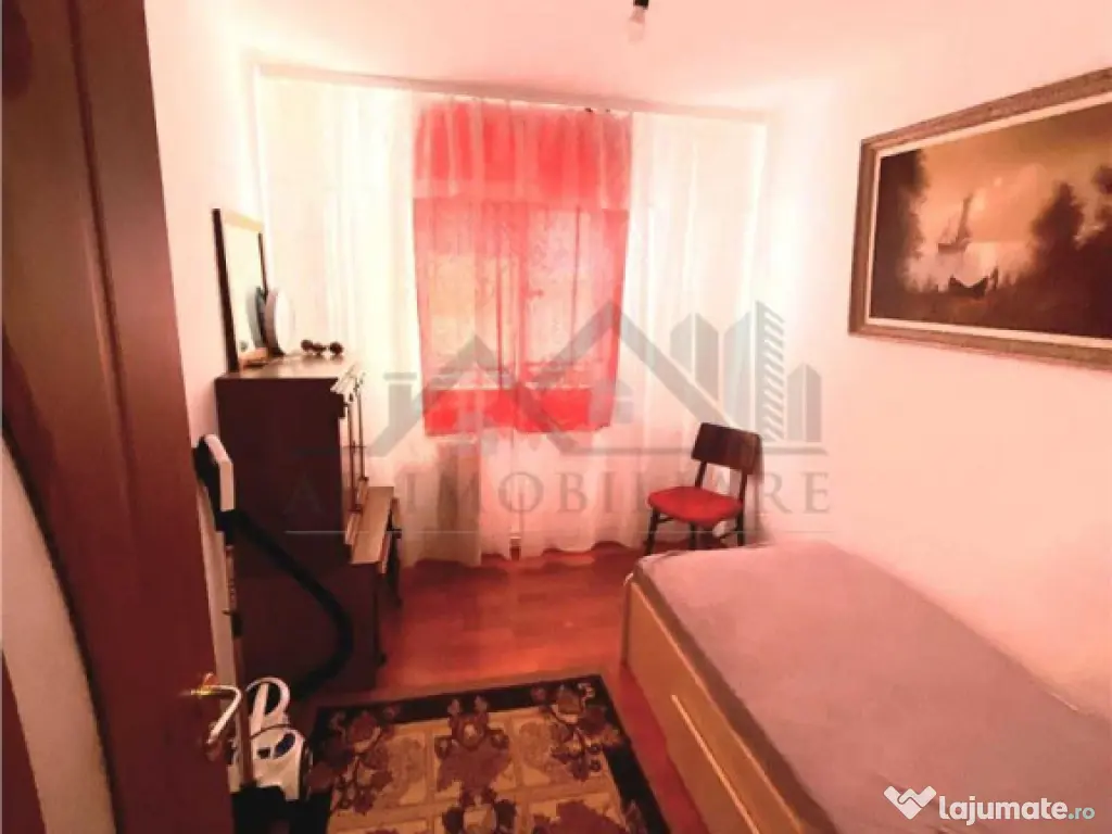 Apartament 3 camere Mircea cel Batran 