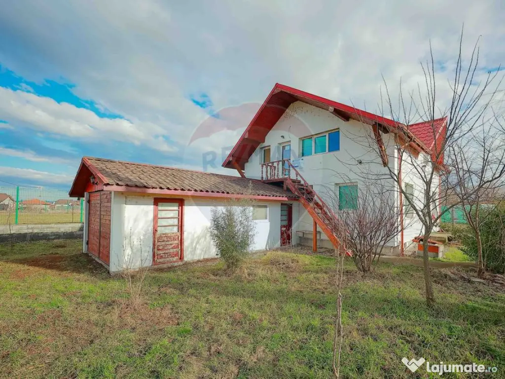 Casă / Cabinet Veterinar de vânzare în Oșorhei 